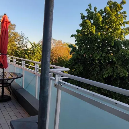 615 Sonnenterrasse Seebruecke Цингст